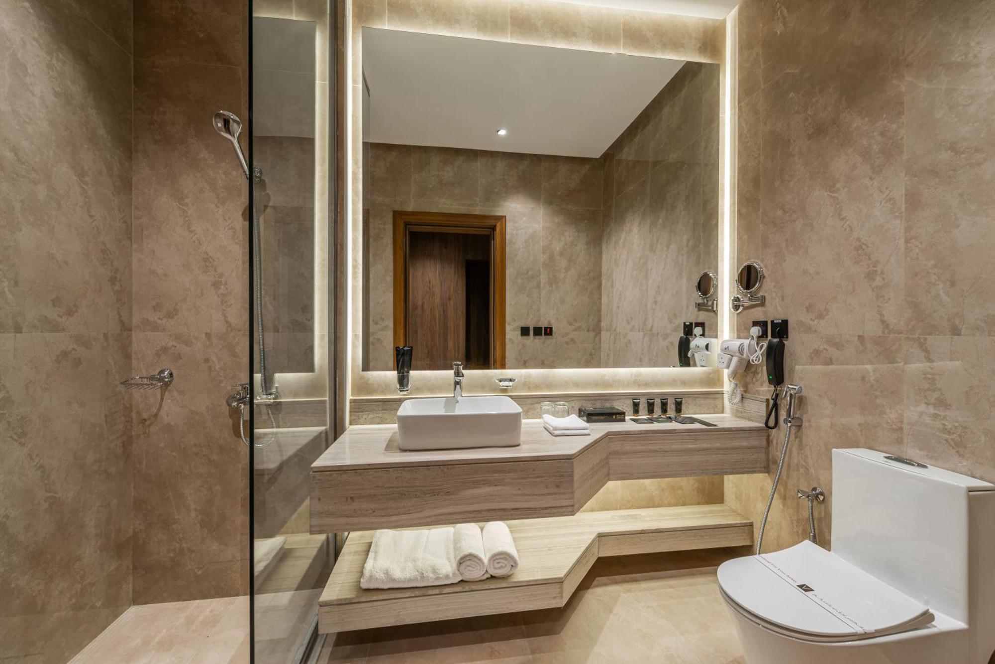 Voyage Hotel & Suites Riyadh Bagian luar foto