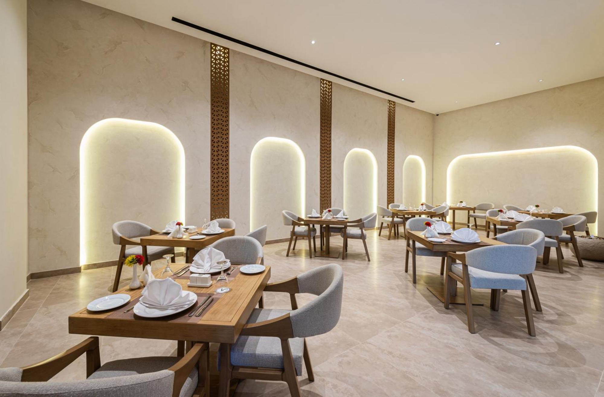 Voyage Hotel & Suites Riyadh Bagian luar foto